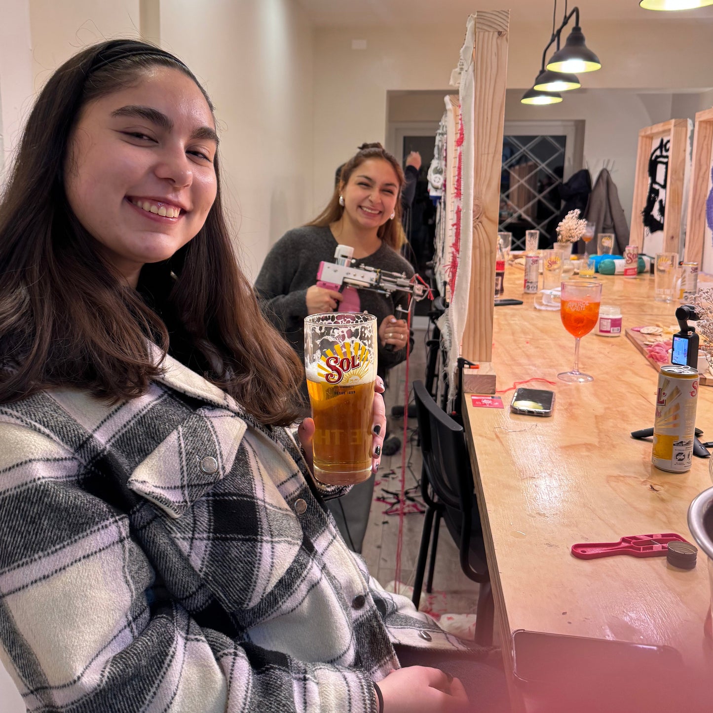 Drink & Tuft — Taller PM